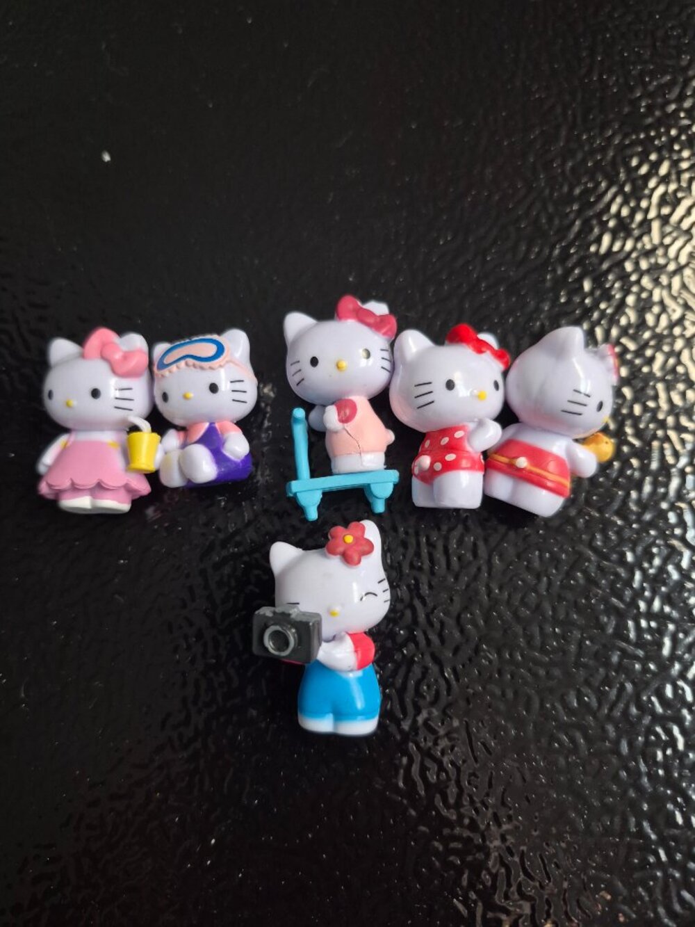Hello kitty - Picture 3 of 4